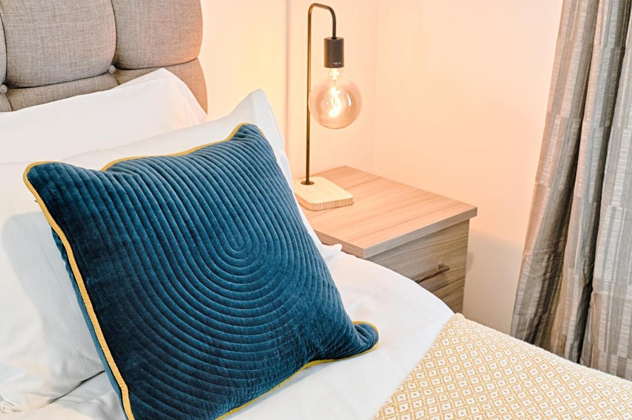 The Glenroy - Tv In Every Bedroom! スウォンジー エクステリア 写真